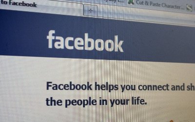 facebook computer logo