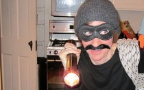 burglar-featured burglar featured
